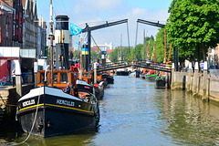 Dordt in Stoom 2014 – Steam tugs in the harbour