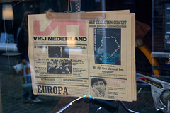 Old Dutch weekly Vrij Nederland