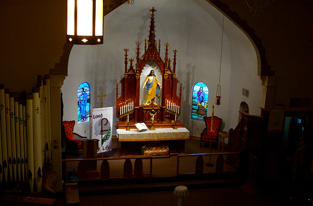 Altar, from the balcony