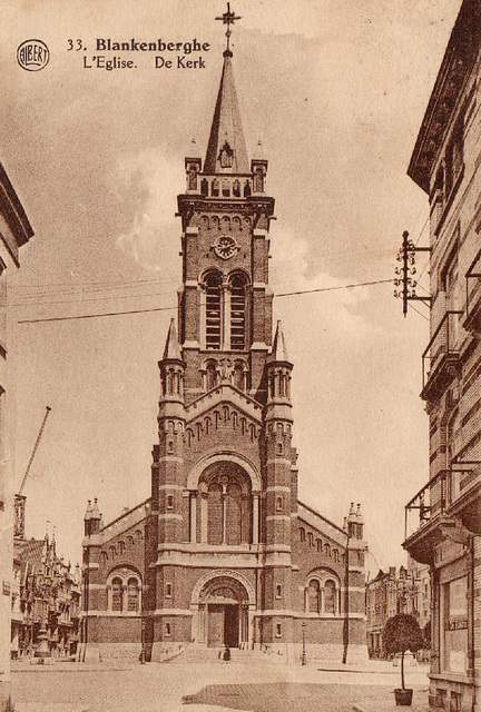 1926 époque où les églises étaient grandes ouvertes