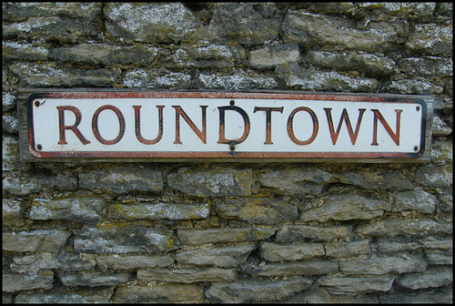 Roundtown street sign