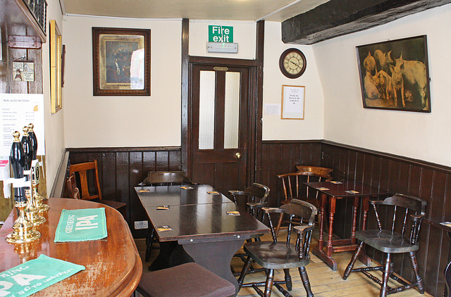 Inside the Rose And Crown