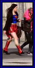 Photographe Paule /  Superwoman en bottes à talons hauts - Superwoman in high-heeled boots - Originale