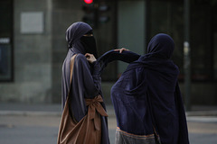 sweet niqabi girl