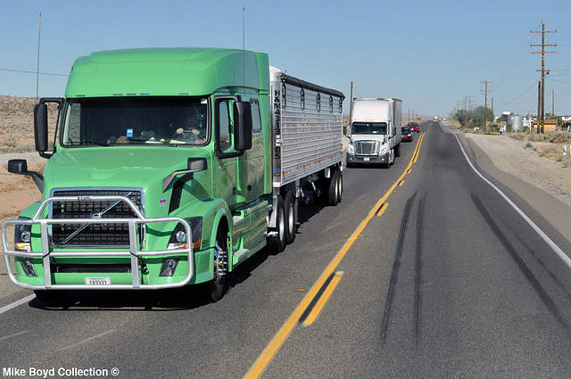 h&m trucking volvo vnl730 grain trailer ca sr58 hinkley ca 07'14 h&m trucking volvo vnl730 grain trailer ca sr58 hinkley ca 07'14