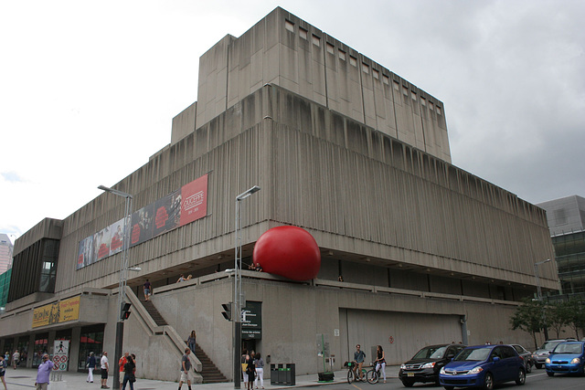 9/50 redball project day 2, Théâtre Jean-Duceppe