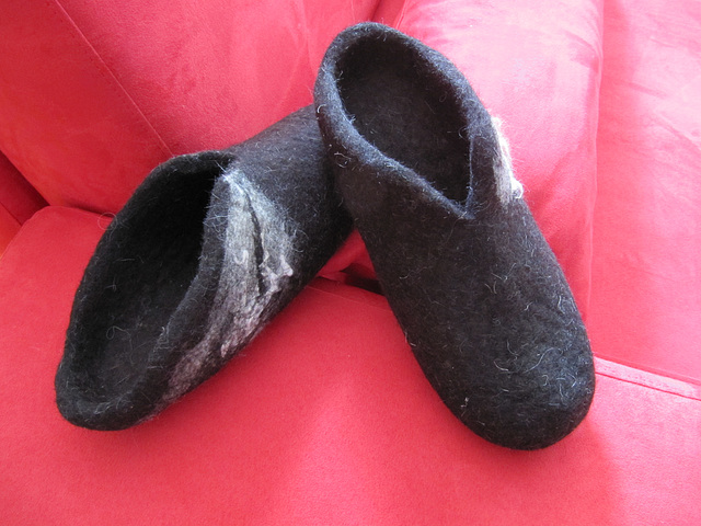 felted men's slippers 006