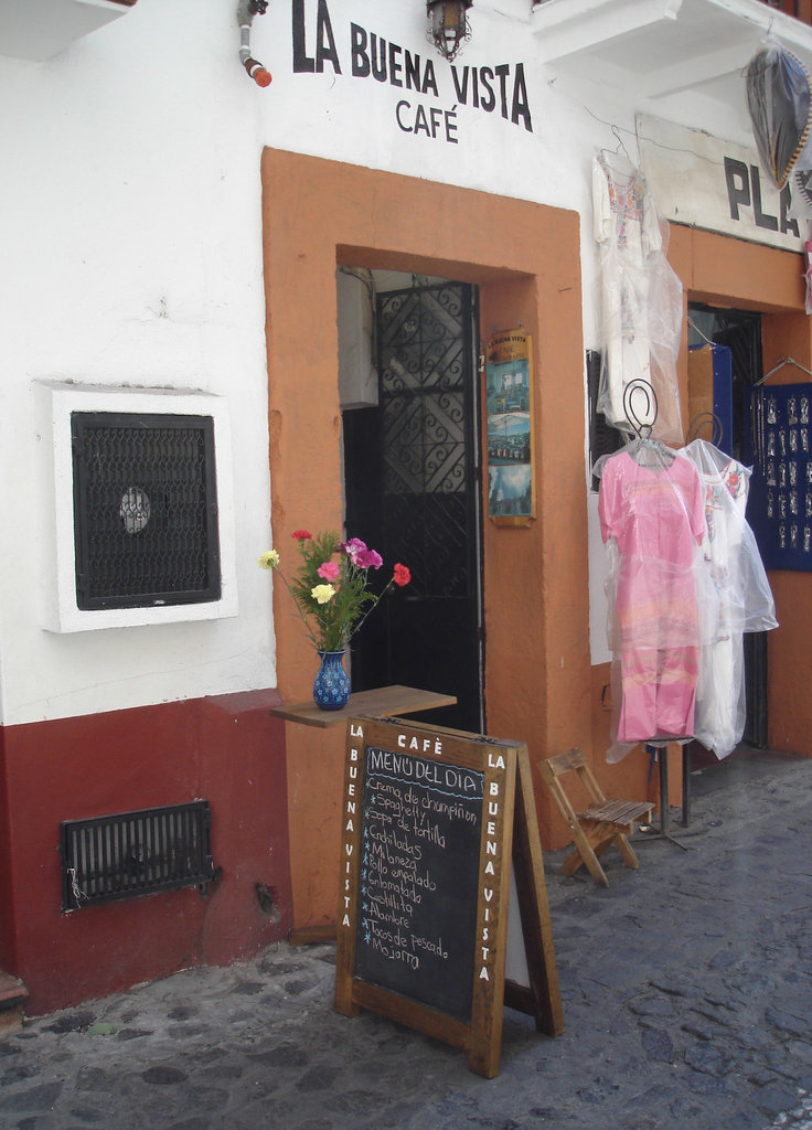 La Buena Vista Café.