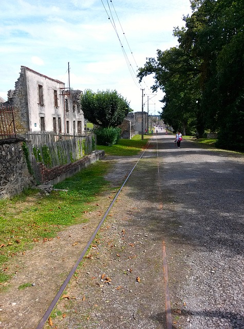 Oradour-sur-Glane 2014 – Tramline