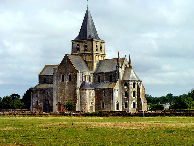 Cerisy-la-Forêt - Abbey Saint-Vigor