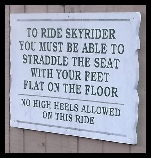 No high heels allowed on this ride - Recadrage