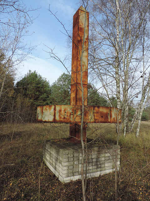 Obelisk im GSSD-Gelände Kummersdorf-Gut