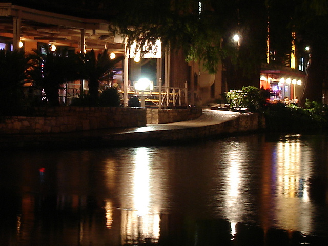 Walking by the night on the River Walk.