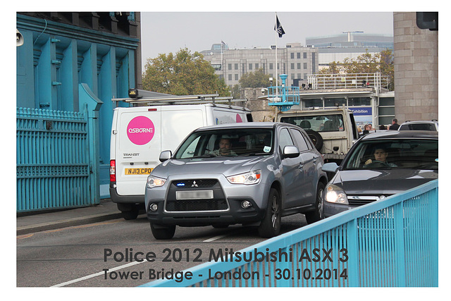Police Mitsubishi Tower Bridge - London - 30.10.2014