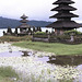 Bali.  Tempel der Dewi Danu, Göttin aller Gewässer. ©UdoSm