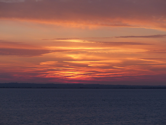 Sunrise over the Gironde - 28 September 2014