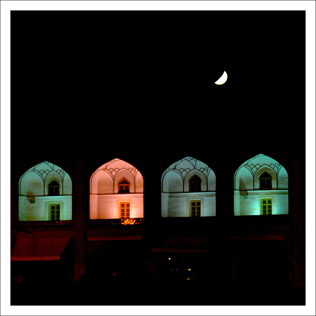 The moon cries over Isfahan.