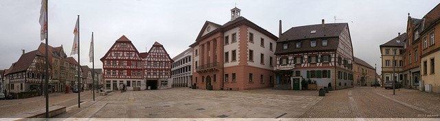 Eppingen - Marktplatz mit Rathaus