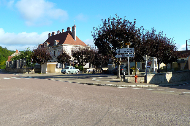 Aisy-sur-Armançon 2014 – Corner of Rue Guy Marchi and Rue de l’Église