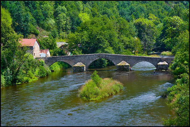Historische Brücke im Siouletal