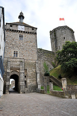La tour de l'horloge du château de Bricquebec - Manche