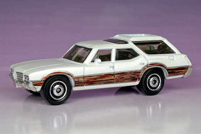 matchbox oldsmobile vista cruiser