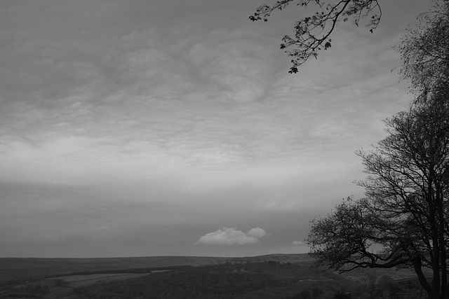 Glossop Low sky (B/W + Red filter version)