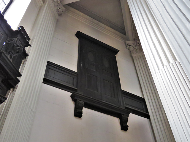 st mary woolnoth, london  (5) butterfield ripped the c18 galleries out, leaving the doors in place