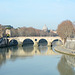 Roma, Ponte Sisto sul Tevere e la Cupola della Cattedrale di Saint-Pietre