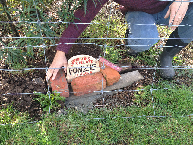 Fonzie's gravestone