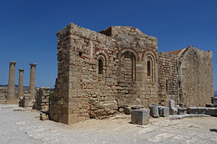 Die Reste der Kirche Agios Ioannis auf der Akropolis in Lindos