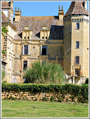 Le château de Lanquais (24)