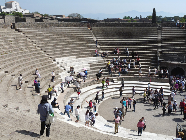 Pompeii- Teatro Grande