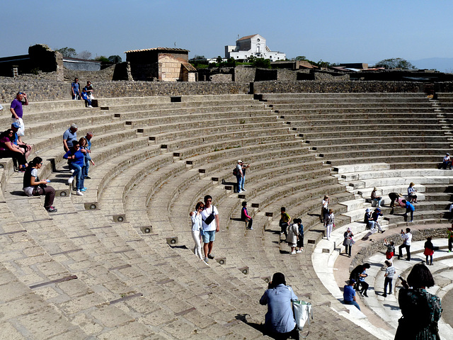 Pompeii- Teatro Grande