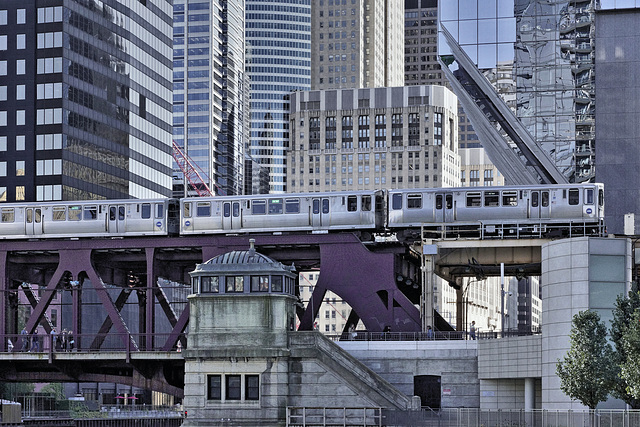 Crossing the River – Chicago, Illinois, United States