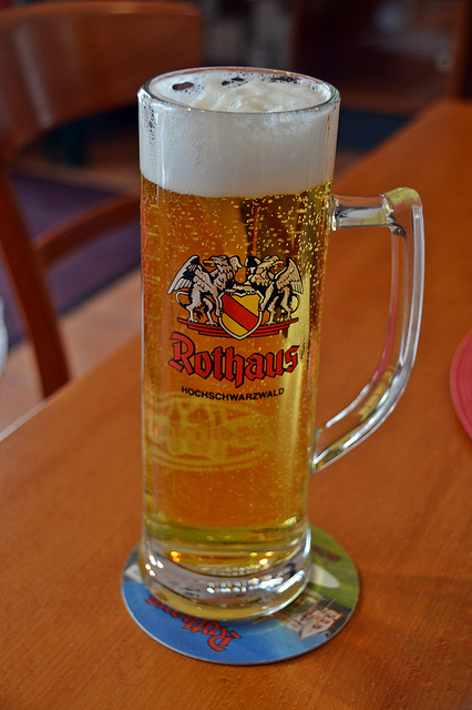 Ein Bier aus der Badischen Staatsbrauerei Rothaus