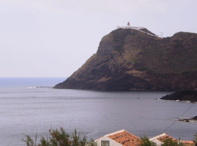 Castelo Point, topped with Gonçalo Velho Lighthouse.