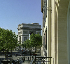 Balcony view to Arc de Triomphe - for H.A.N.W.E