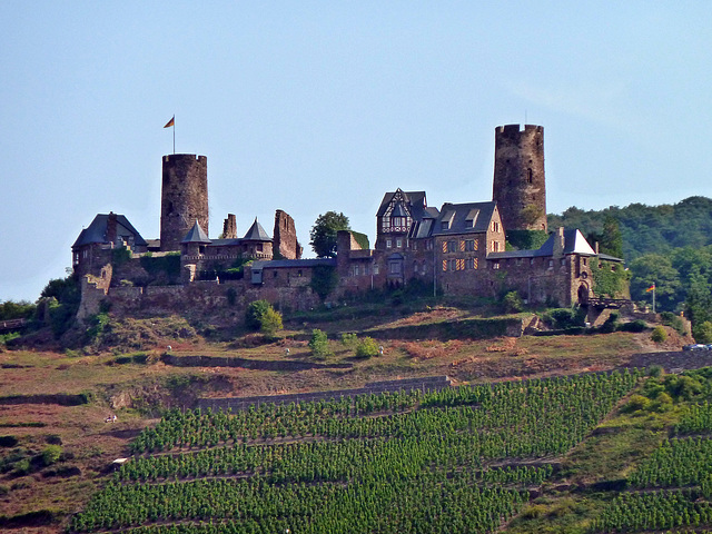 Burg Tuharnt in Alken an der Mosel