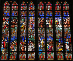 Un des vitraux de la cathédrale de Dol-de-Bretagne