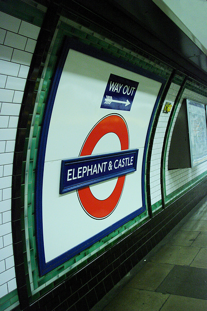 Elephant and Castle sign