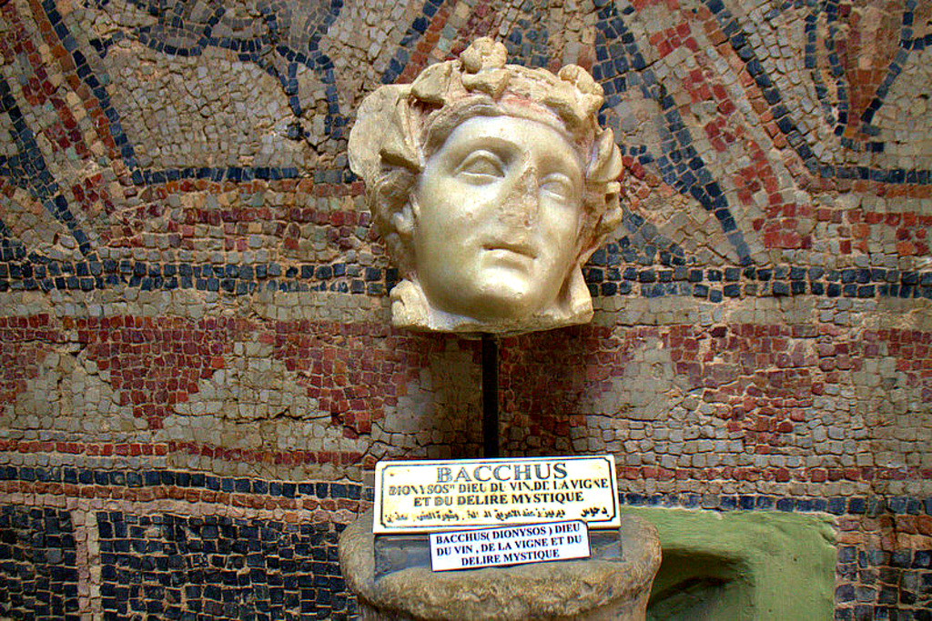 Tête de Bacchus ( Dionysos )