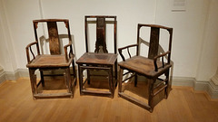 Historische Stühle aus China...