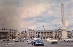 Paris (75) Juillet 1965.La Place de la Concorde (Diapositive numérisée)