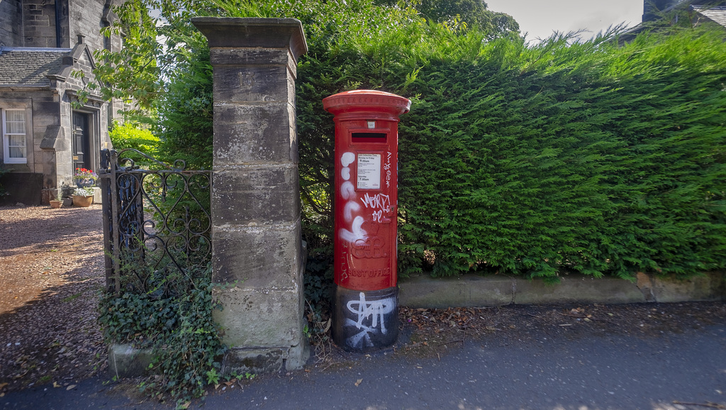 Edward VIII Pillar Box, Dunfermline