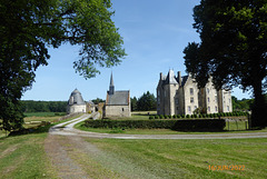 le château de BOURGON (Mayenne)