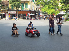 Streetlife in the Trafficfree zone of Hanoi_Vietnam