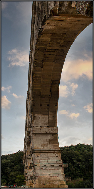 Unterm Pont du Gard