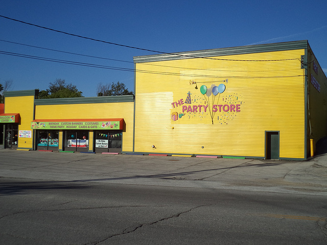 The yellow Party Store