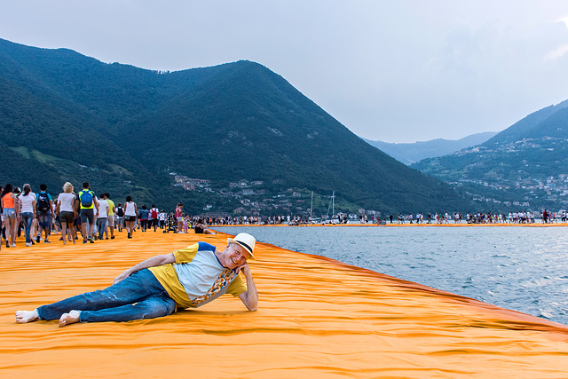 The Floating Piers (6)